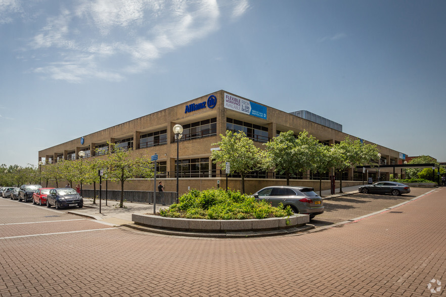 500 Avebury Blvd, Milton Keynes for lease - Primary Photo - Image 1 of 10