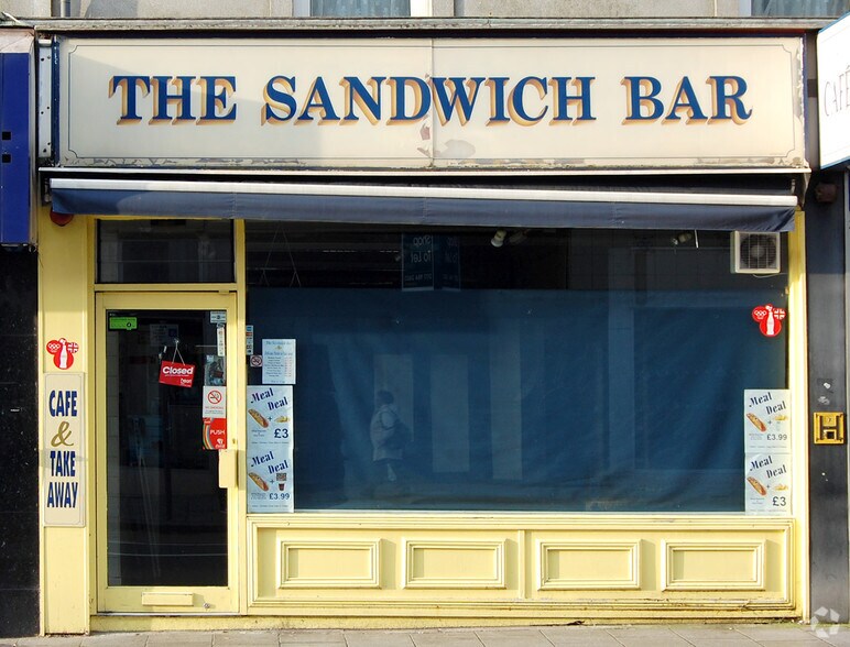 102-104 Union St, Torquay à vendre - Photo du bâtiment - Image 3 de 4