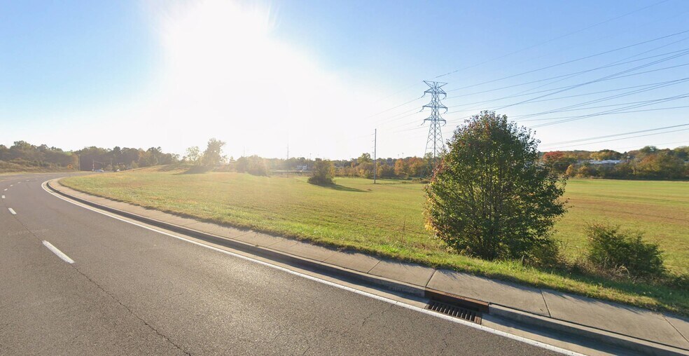 7416 Brickyard Rd, Powell, TN for sale - Construction Photo - Image 2 of 3