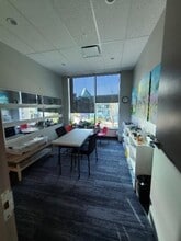601 6th St, New Westminster, BC for lease Interior Photo- Image 2 of 4