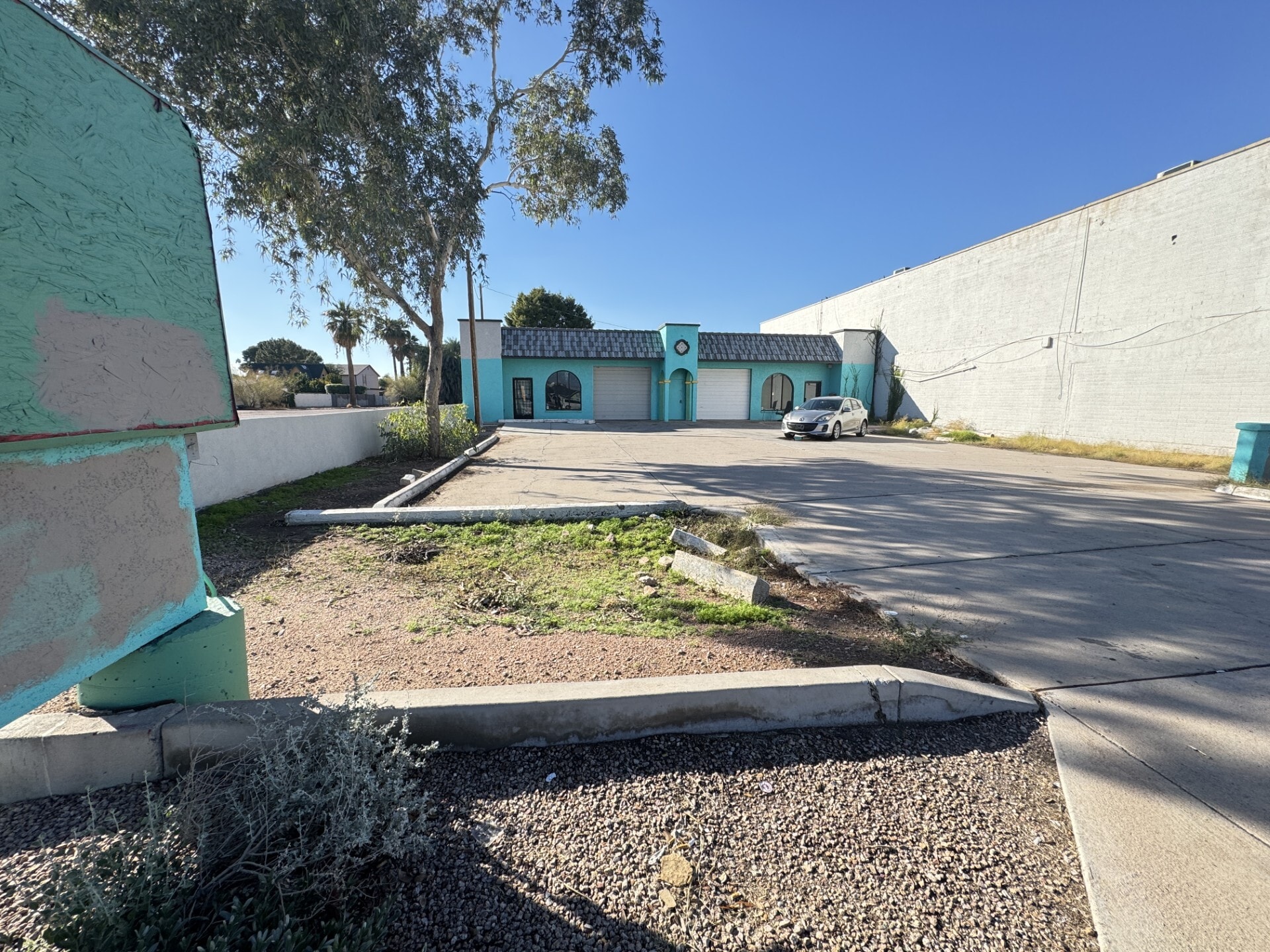 236 N Country Club Dr, Mesa, AZ for sale Interior Photo- Image 1 of 9