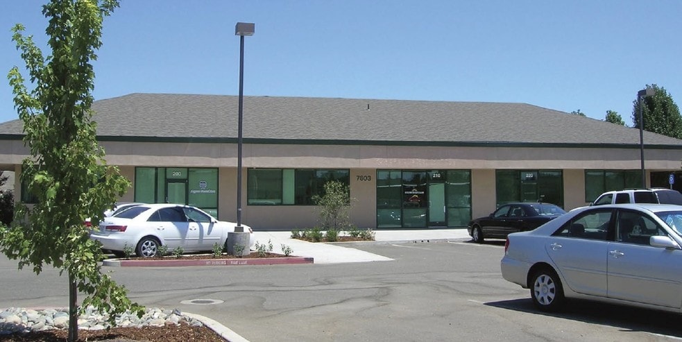 7801 Laguna Blvd, Elk Grove, CA for lease - Building Photo - Image 3 of 5