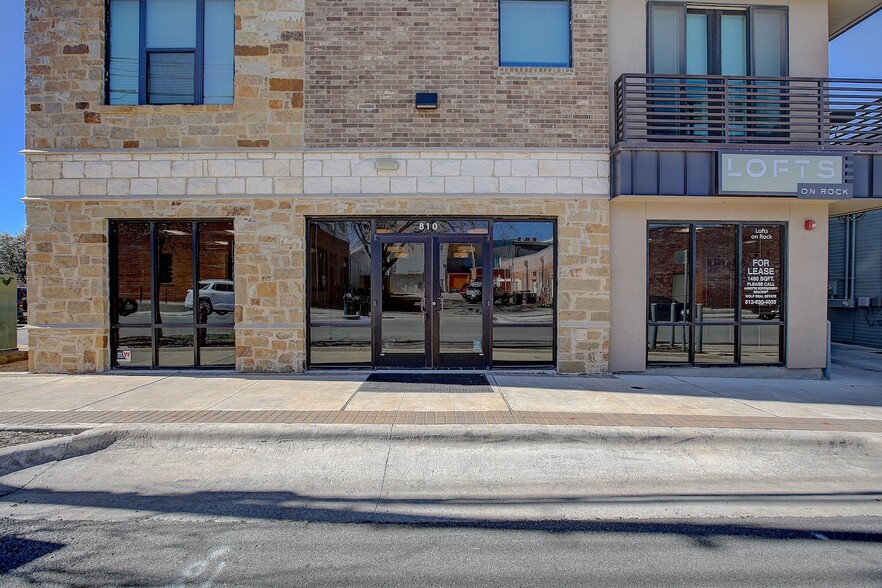 810 S Rock St, Georgetown, TX for lease - Building Photo - Image 1 of 60