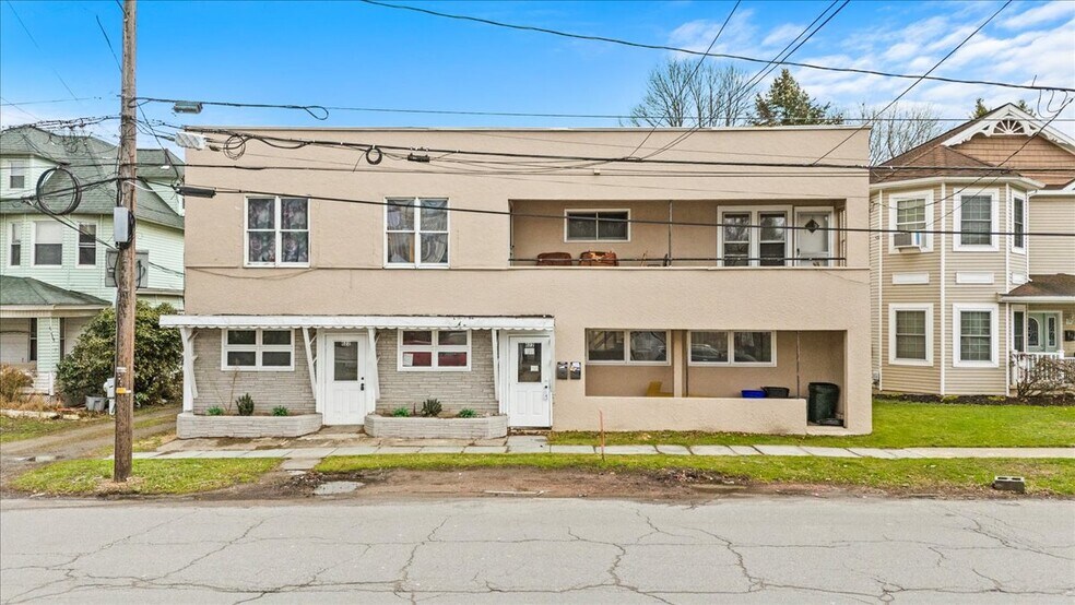 622 E Market St, Scranton, PA à vendre - Photo du bâtiment - Image 2 de 36