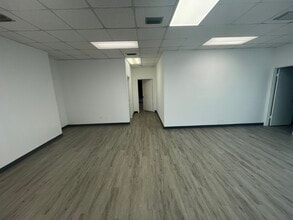 1301 Seminole Blvd, Largo, FL for lease Building Photo- Image 2 of 4