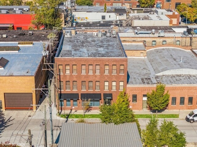 1348 W Concord Pl, Chicago, IL à vendre - Photo du bâtiment - Image 3 de 80