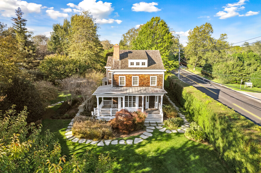 39 Lumber Ln, Bridgehampton, NY à vendre - Photo du bâtiment - Image 1 de 1