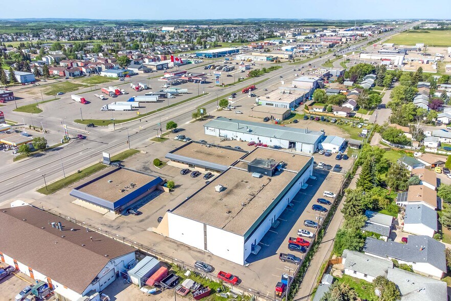 5704 44 St, Lloydminster, AB for lease - Building Photo - Image 3 of 21