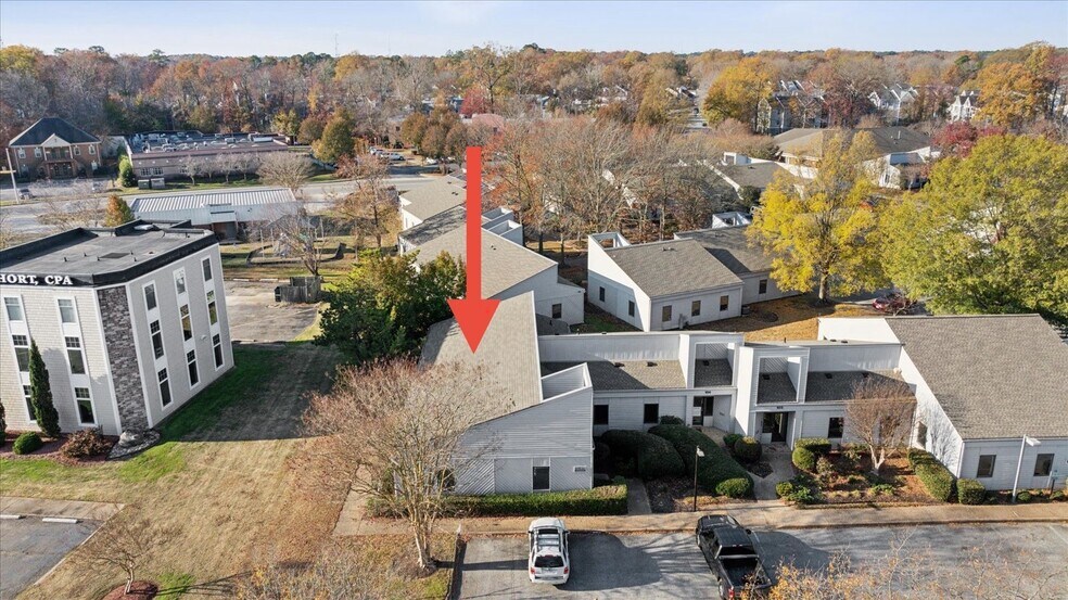 732 Thimble Shoals Blvd, Newport News, VA à vendre - Aérien - Image 1 de 36