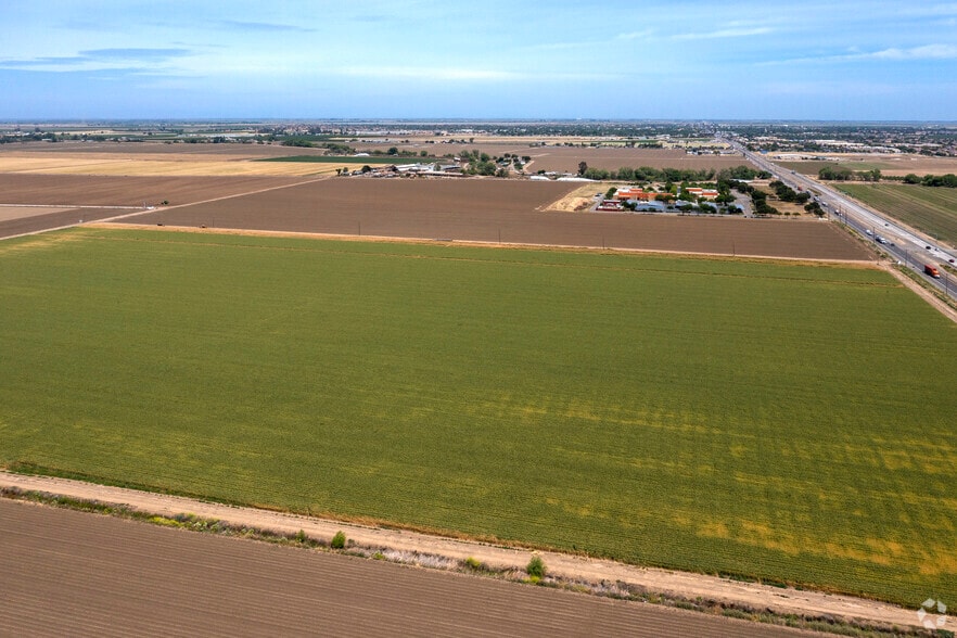 0 W Pacheco Blvd, Los Banos, CA à vendre - Aérien - Image 3 de 11