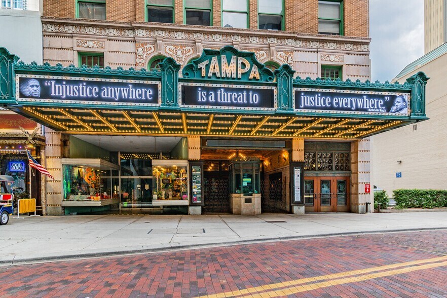 707 N Franklin St, Tampa, FL à louer - Photo du bâtiment - Image 2 de 33