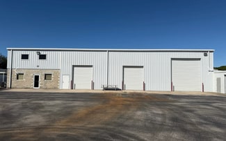 Plus de détails pour 515 Distribution Dr, Melbourne, FL - Industriel à louer