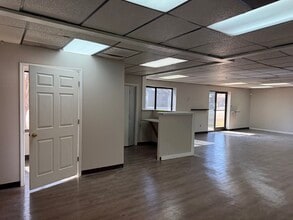5830 Mount Moriah Rd, Memphis, TN for lease Interior Photo- Image 2 of 4