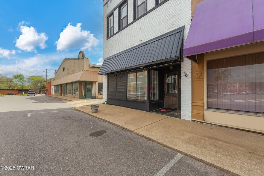 56 Lee Ave, McKenzie, TN à vendre - Photo du bâtiment - Image 3 de 39