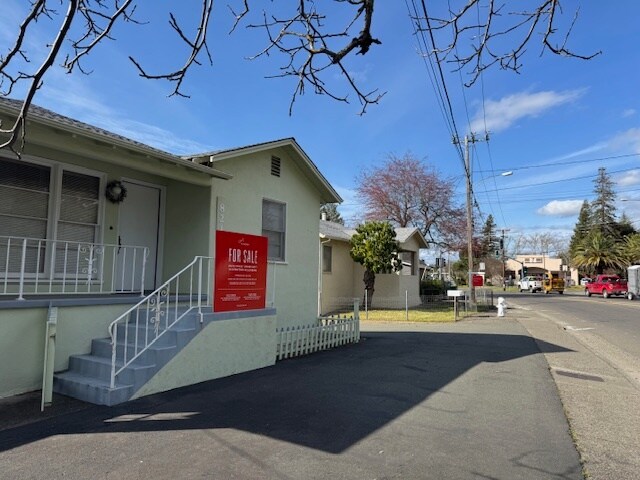 821 Healdsburg Ave, Healdsburg, CA à vendre Photo principale- Image 1 de 9