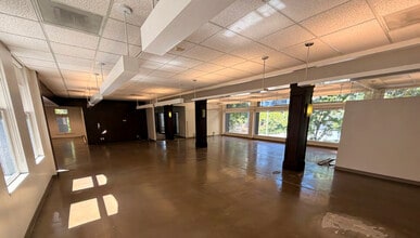 804 2nd Ave, Seattle, WA for lease Interior Photo- Image 2 of 4