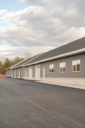 Plus de détails pour 941 Waterlick Rd, Lynchburg, VA - Local d'activités à louer