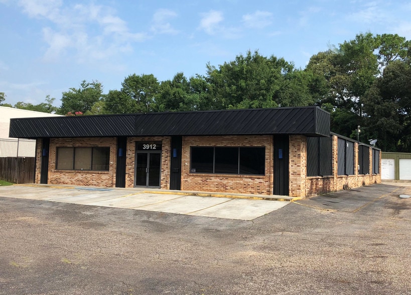 3912 Cottage Hill Rd, Mobile, AL for lease - Building Photo - Image 2 of 7