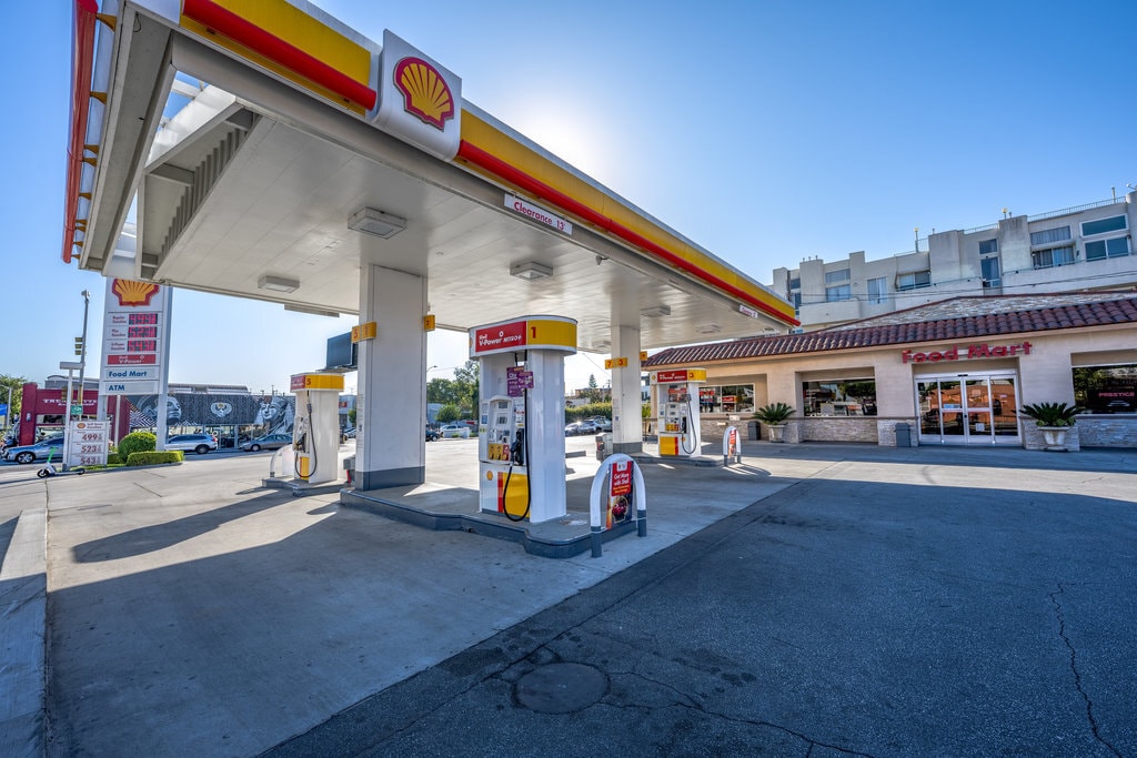 1309 N La Brea Ave, Los Angeles, CA for sale Primary Photo- Image 1 of 8