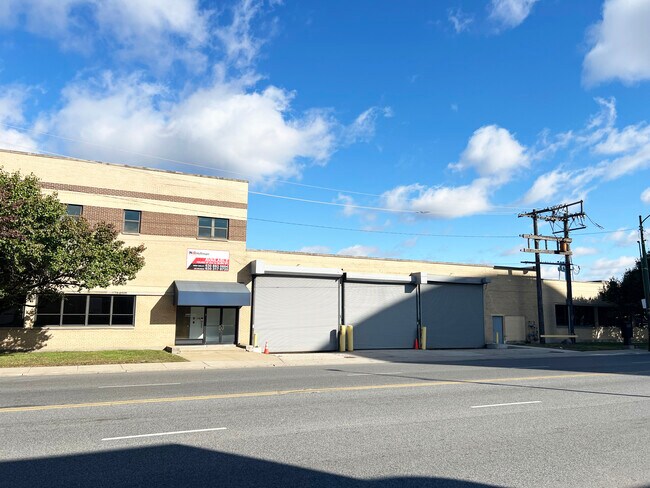 Plus de détails pour 5200-5230 W Roosevelt Rd, Chicago, IL - Industriel à louer