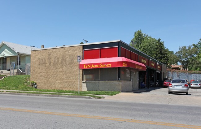 More details for 5618 Independence Ave, Kansas City, MO - Retail for Sale