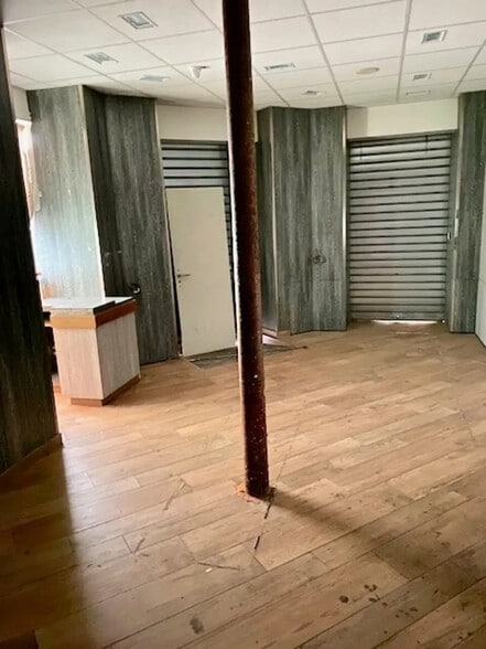 346 Rue Saint-Jacques, Paris for lease - Interior Photo - Image 2 of 6