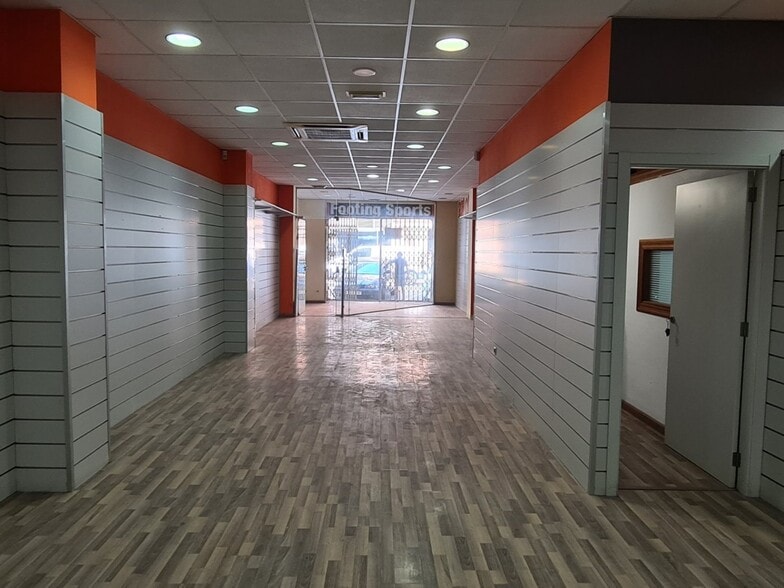 Covadonga, Algemesi, 3, Algemesí, Valencia for lease - Building Photo - Image 3 of 11