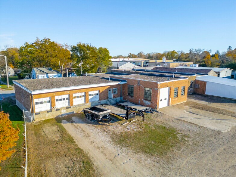 708-712 S Jefferson Ave, Mason City, IA à vendre - Photo du bâtiment - Image 1 de 24