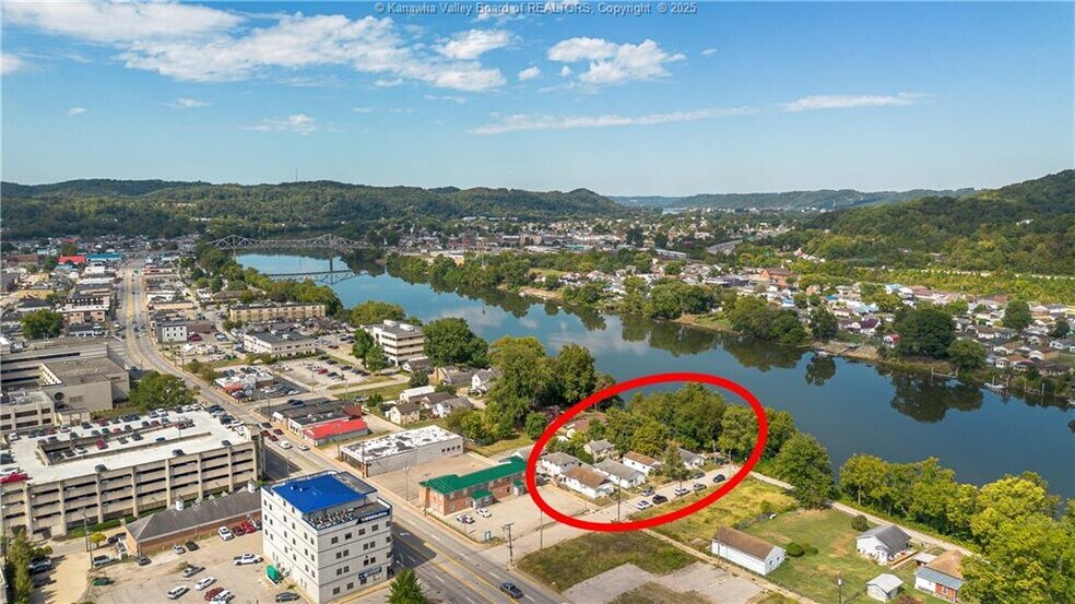 301 McDonald Ave, South Charleston, WV à vendre - Aérien - Image 3 de 9