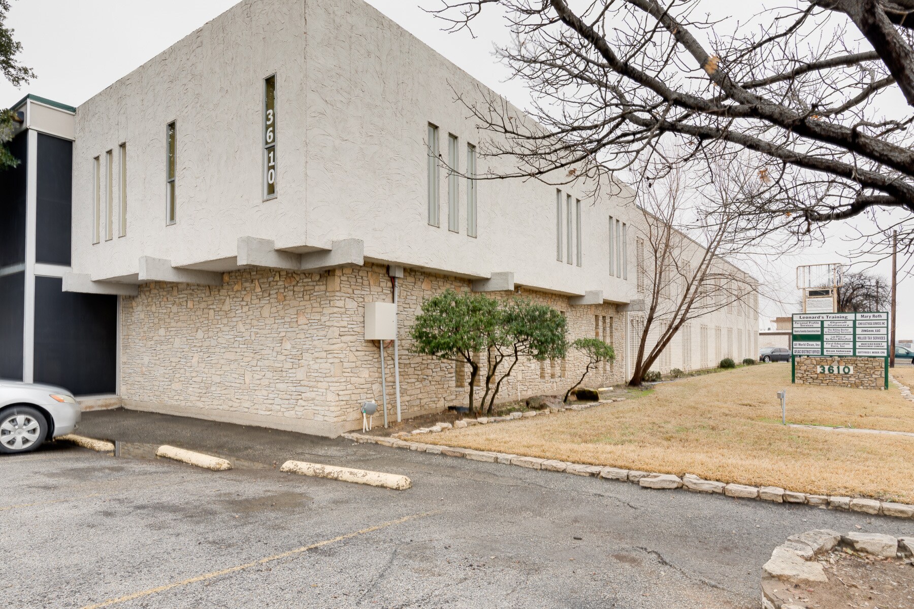 3610 W Pioneer Pky, Pantego, TX for lease Building Photo- Image 1 of 6