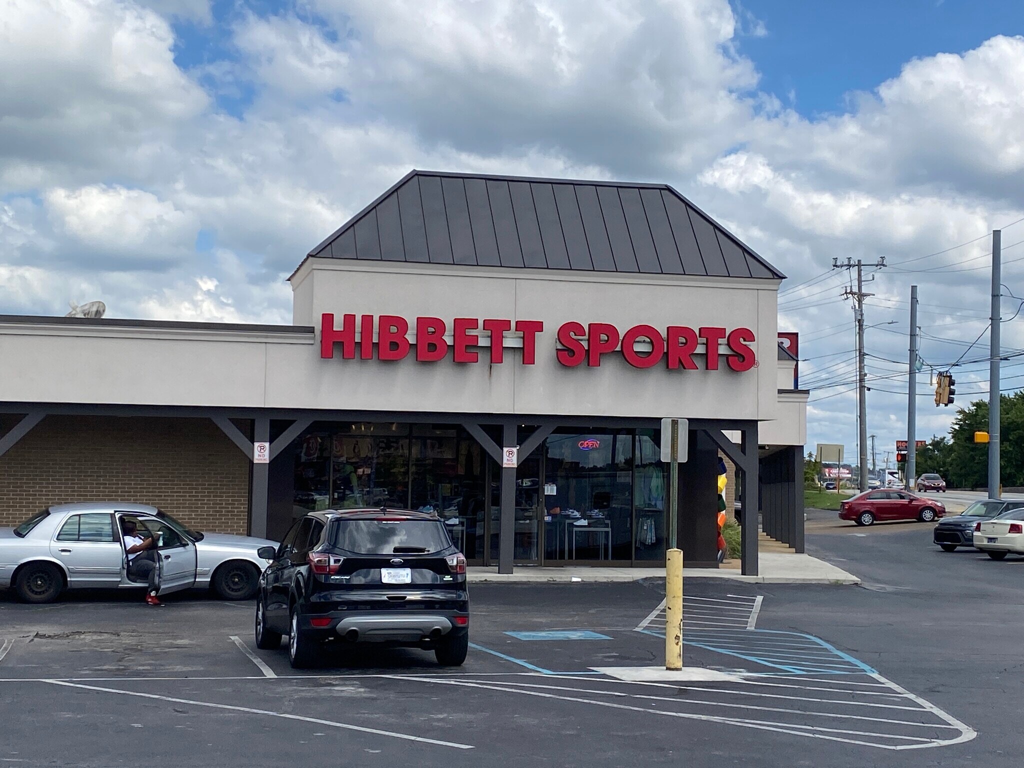 5801 Brainerd Rd, Chattanooga, TN à louer Photo du bâtiment- Image 1 de 13