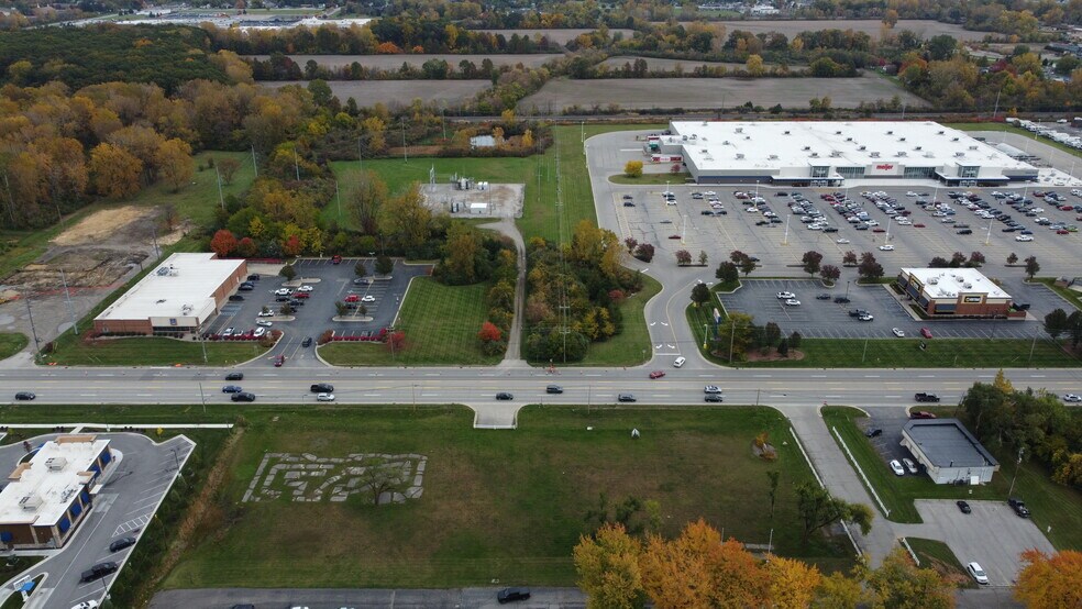 1811 N Telegraph Rd, Monroe, MI à vendre - Photo du bâtiment - Image 2 de 3
