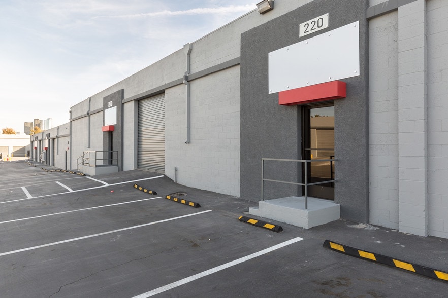 4350 Arville St, Las Vegas, NV for lease - Building Photo - Image 2 of 9