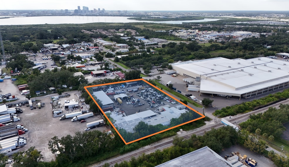 5113 S 16th Ave, Tampa, FL for sale - Building Photo - Image 3 of 14