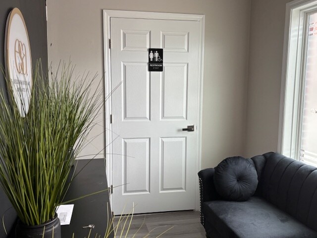 730 Court St, Jacksonville, NC à louer - Photo du bâtiment - Image 3 de 13