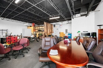 710 NW 5th Ave, Fort Lauderdale, FL for lease Interior Photo- Image 2 of 4