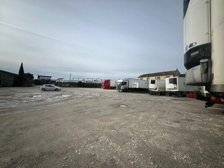 Land in Châteaurenard for sale - Building Photo - Image 2 of 3