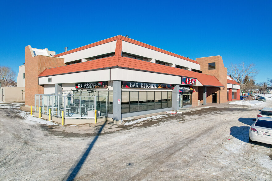 2411 4th St NW, Calgary, AB à louer - Photo du bâtiment - Image 1 de 7