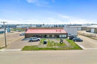5201 63 St, Lloydminster, AB à louer Photo intérieure- Image 1 de 6