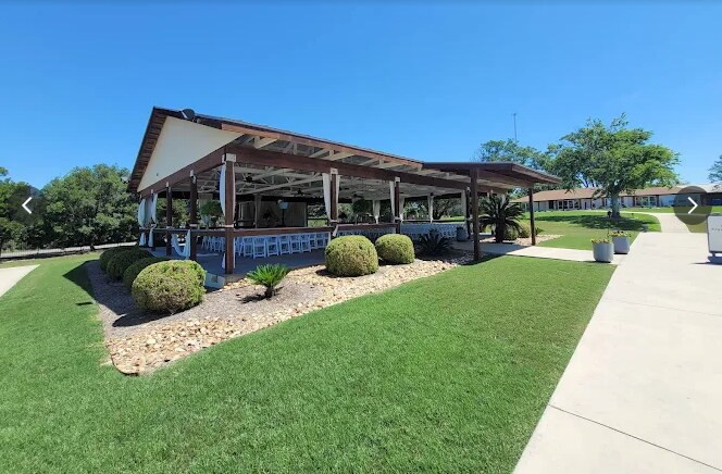 6390 Granberry, San Antonio, TX à vendre - Photo du bâtiment - Image 2 de 7