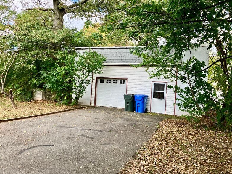 141 Dunbar Ave, Fords, NJ à vendre - Photo du bâtiment - Image 3 de 30