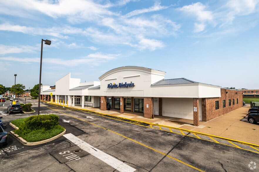 7601-7615 Lindbergh Blvd, Philadelphia, PA à louer - Photo du bâtiment - Image 2 de 15
