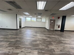 446-450 Union Blvd, Allentown, PA for lease Interior Photo- Image 1 of 3