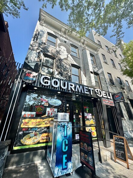 322 Union Ave, Brooklyn, NY à vendre - Photo du bâtiment - Image 1 de 26