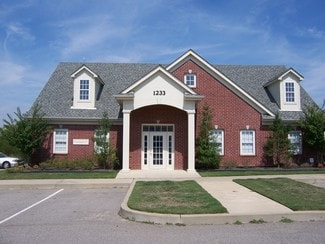 Plus de détails pour 1233 Macon View Dr, Cordova, TN - Bureau/Médical à louer