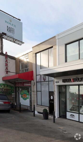 1802 Avenue Rd, Toronto, ON à vendre - Photo du bâtiment - Image 2 de 5