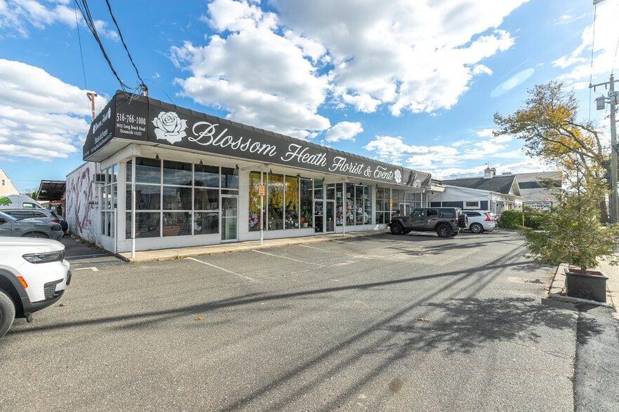 3031 Long Beach Rd, Oceanside, NY for sale - Building Photo - Image 2 of 11