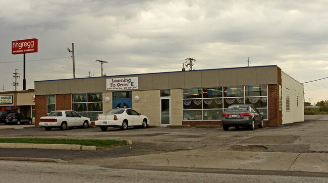 More details for 21640 Miles Rd, North Randall, OH - Retail for Lease