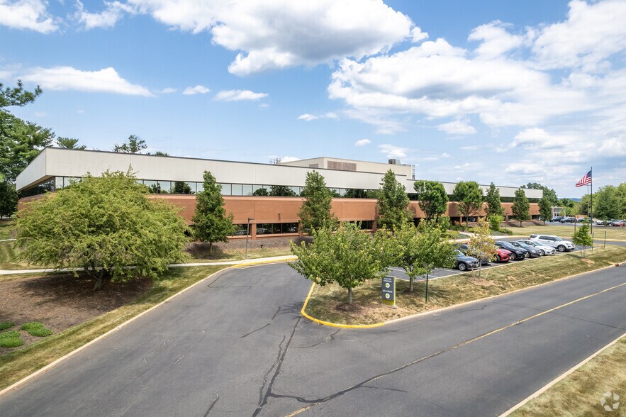 3040 US Highway 22, Branchburg, NJ à louer - Photo du bâtiment - Image 2 de 6