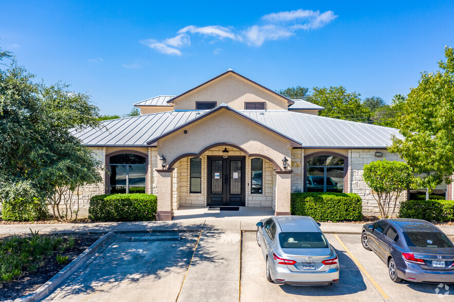 12703 Spectrum Dr, San Antonio, TX for lease - Building Photo - Image 3 of 28